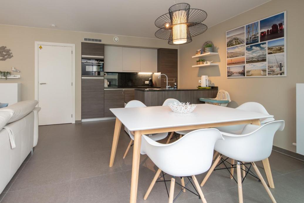 Ferienwohnung Westminster - Free Parking Ostende Exterior foto