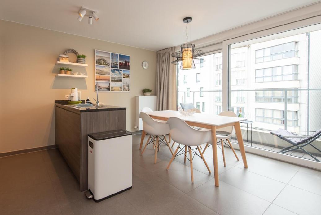 Ferienwohnung Westminster - Free Parking Ostende Exterior foto