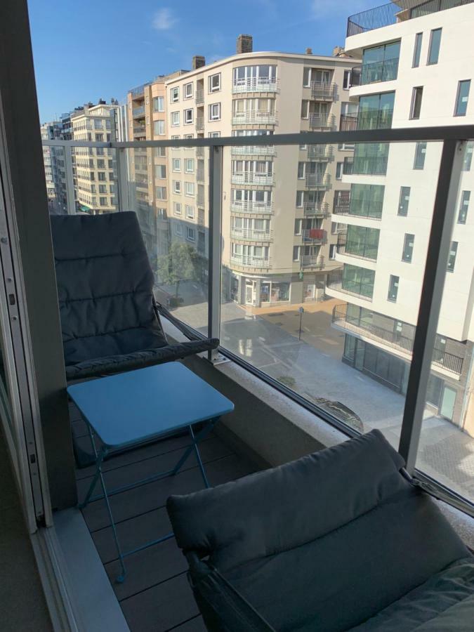 Ferienwohnung Westminster - Free Parking Ostende Exterior foto